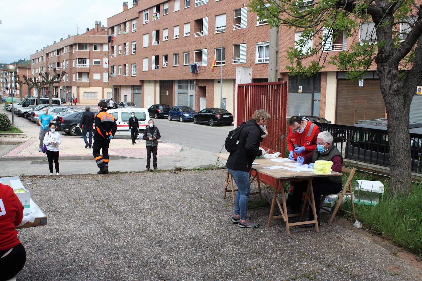 Nájera es uno de los lugares donde este domingo se han comenzado a repartir las pantallas protectoras para los niños.