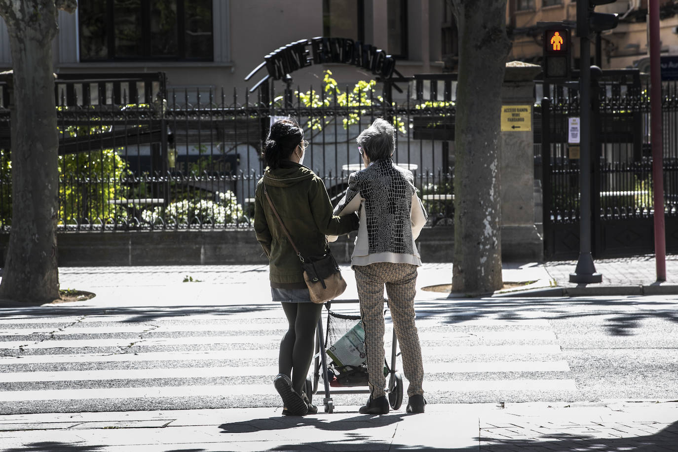 Fotos: Logroño sale a la calle a pasear y a hacer deporte