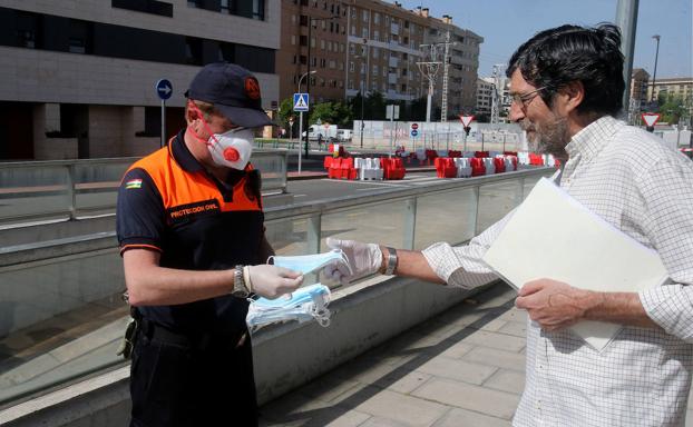 Coronavirus en La Rioja: La Rioja reparte más de 40.000 mascarillas entre el lunes y el martes