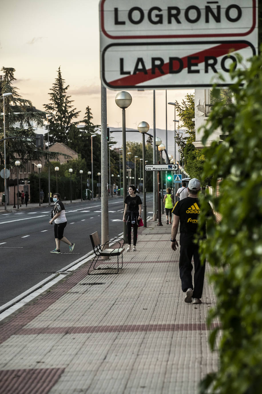 Fotos: Los logroñeses se han echado a las calles y parques en tromba