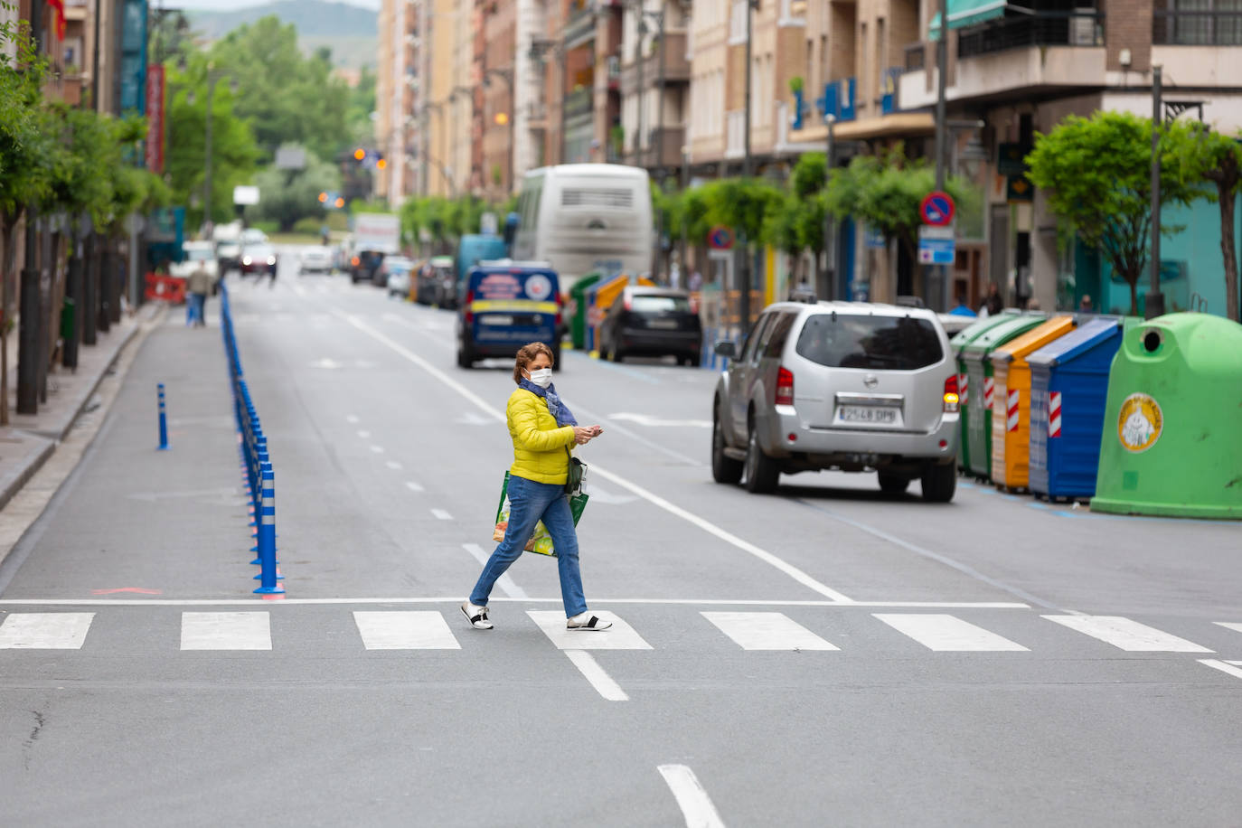 La ciudad de Logroño amplía sus aceras para desplazarse de forma segura durante la crisis pero con visos de permanencia