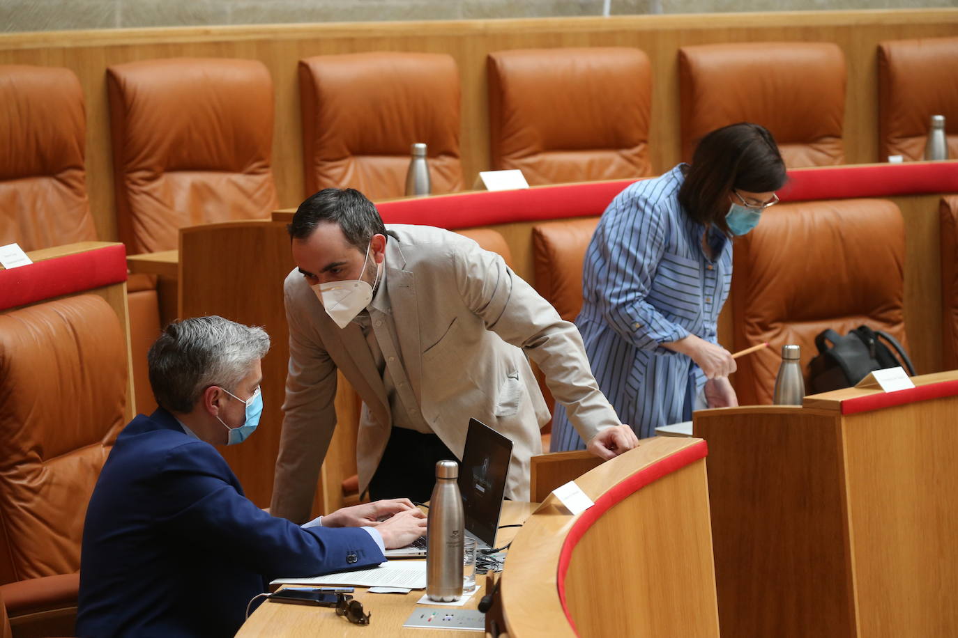 Fotos: La sesión de mayo del Parlamento riojano, en imágenes
