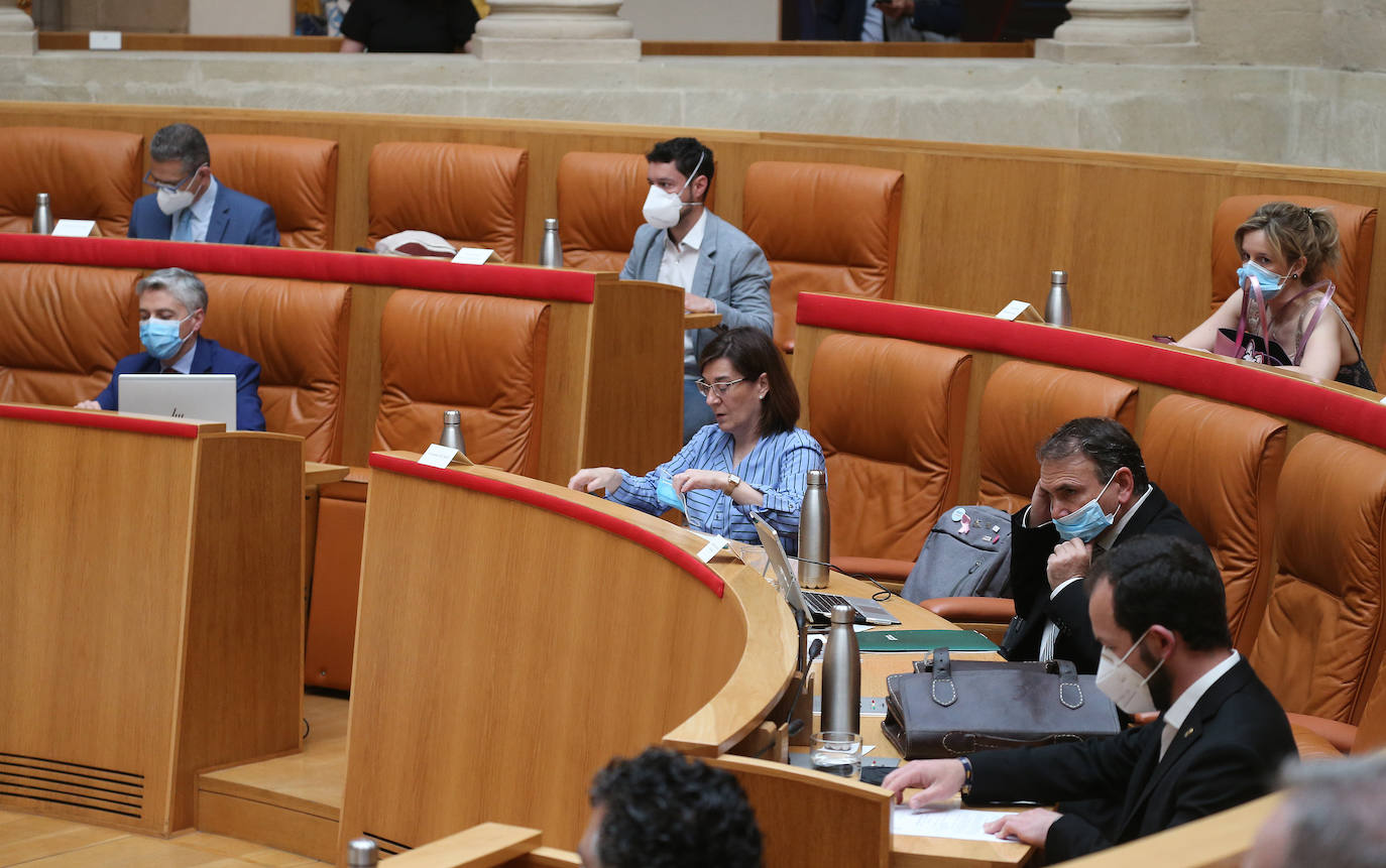 Fotos: La sesión de mayo del Parlamento riojano, en imágenes