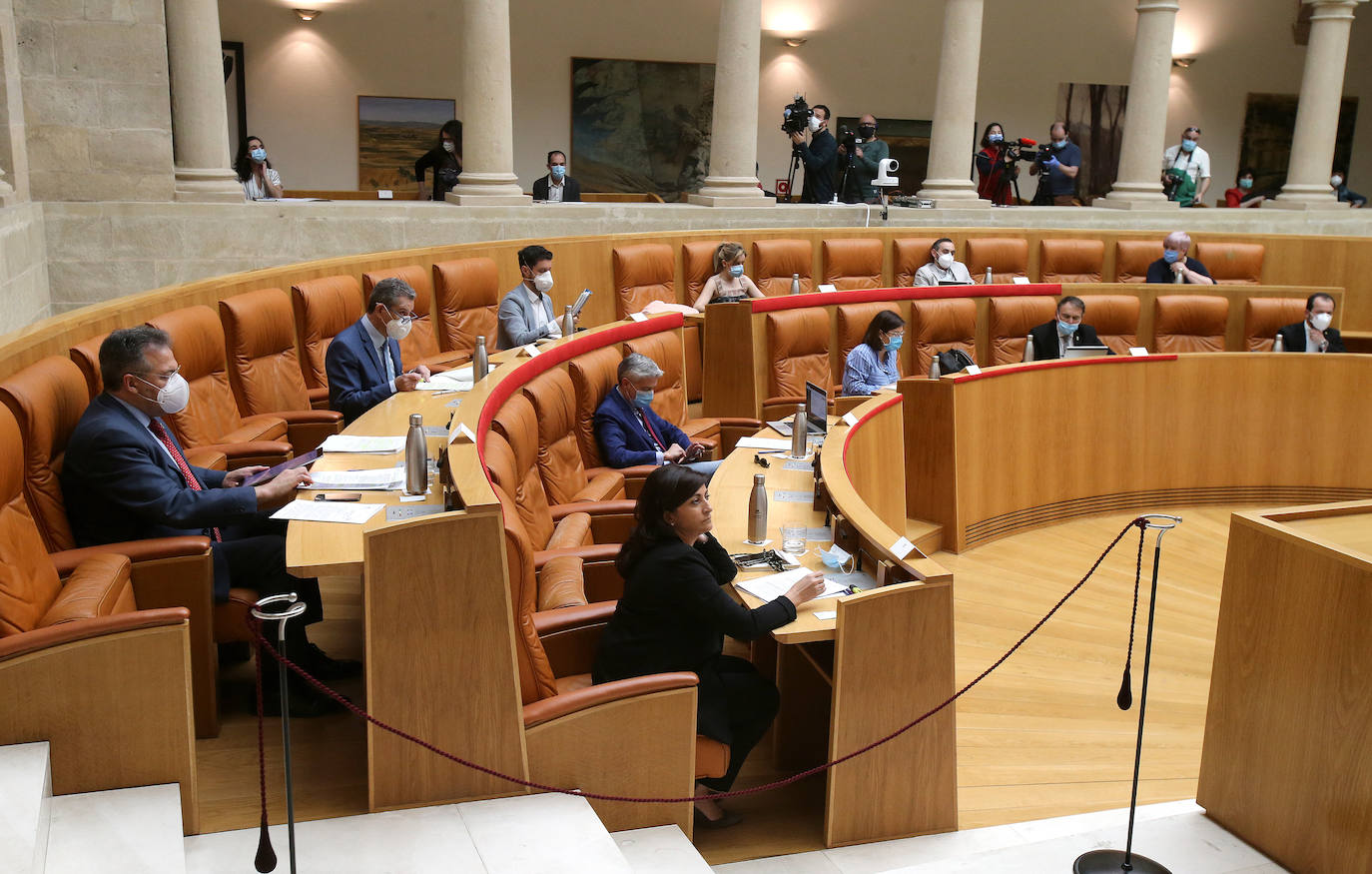 Fotos: La sesión de mayo del Parlamento riojano, en imágenes