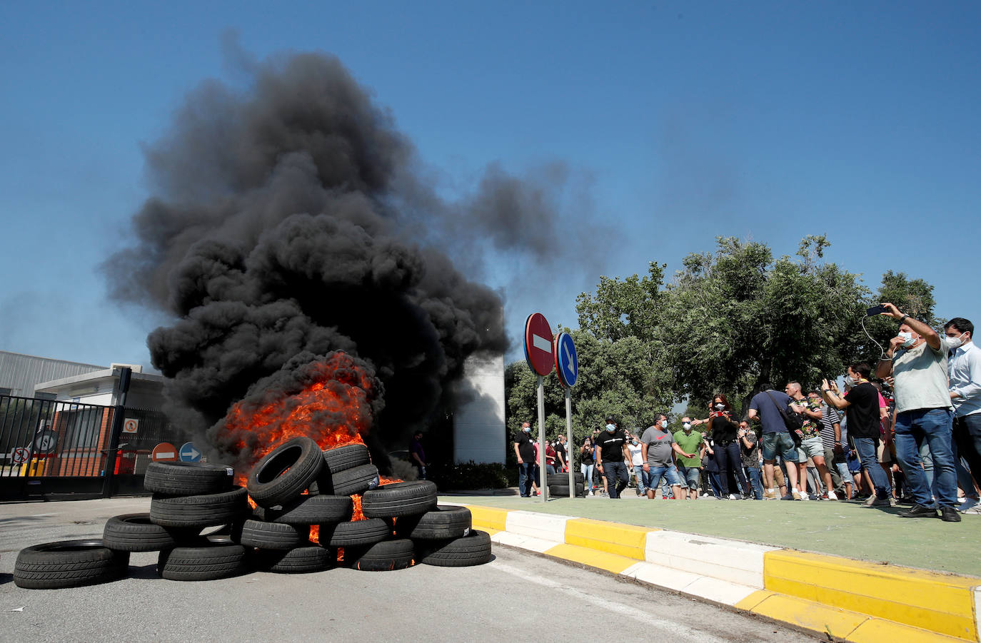 Fotos: Las protestas por el cierre de Nissan, en imágenes