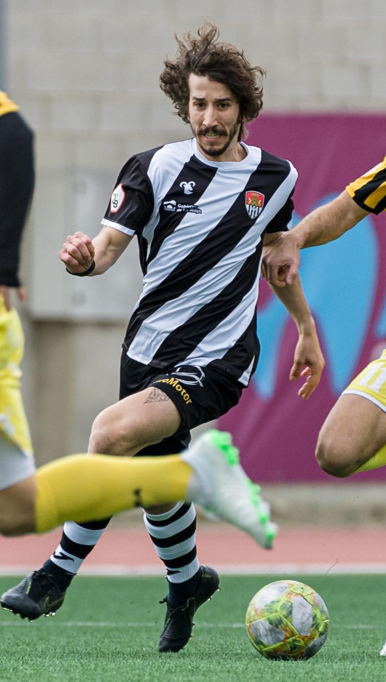 Barrio jugando en El Mazo.