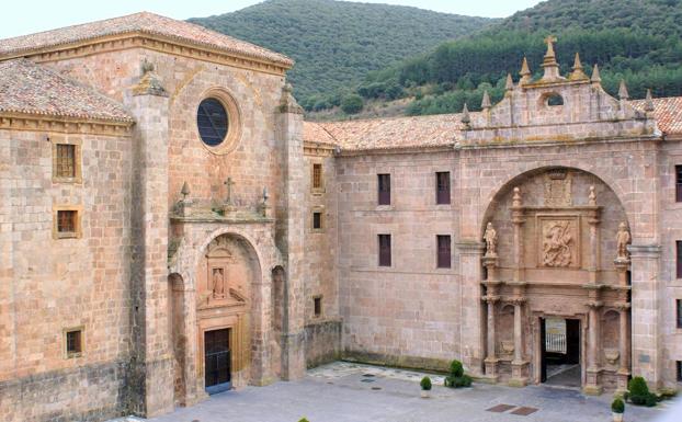 Patio del Monasterio de Yuso, donde se celebrará el acto.