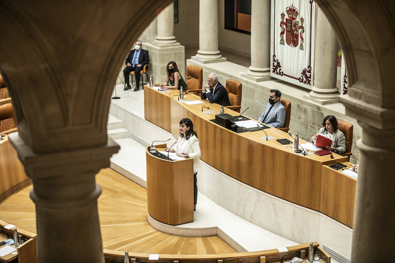 Concha Andreu, presidenta del Gobierno de La Rioja, ha protagonizado una larga intervención de 45 folios