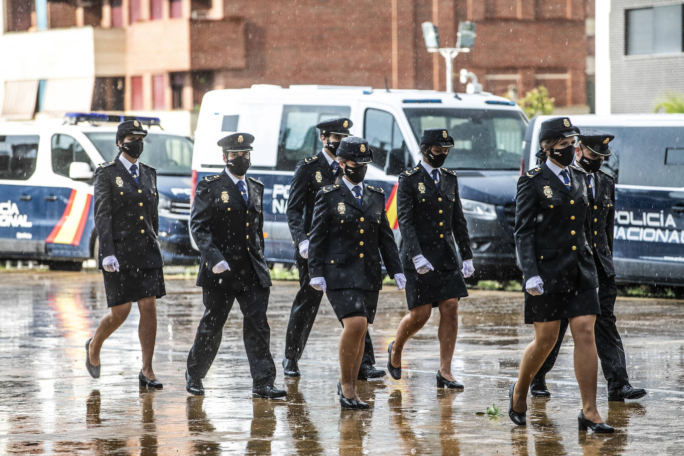 Veinte nuevos agentes han protagonizado este acto en Logroño