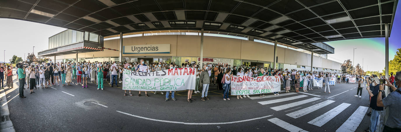 Los trabajadores pidieron este lunes la contratación de más personal y espacios más adecuados