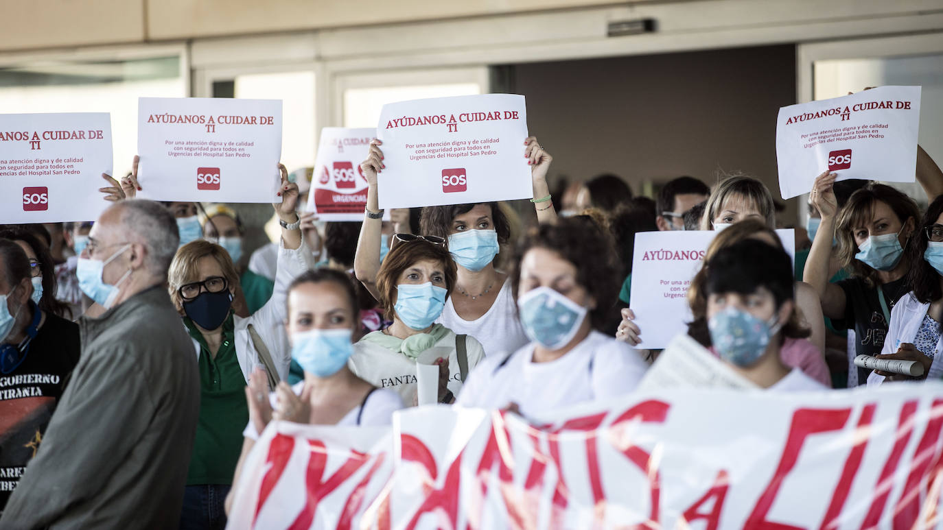 Los trabajadores pidieron este lunes la contratación de más personal y espacios más adecuados