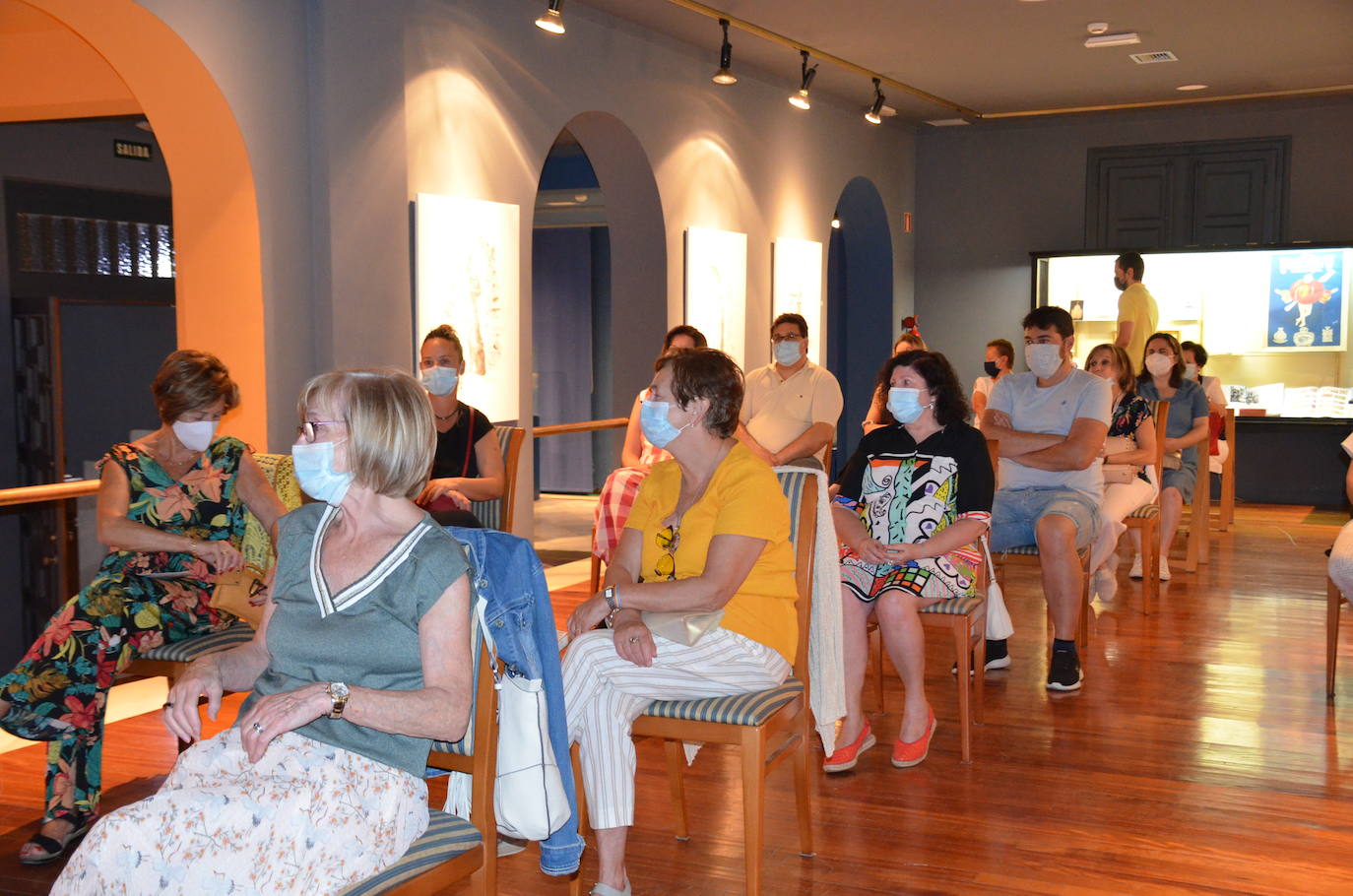 Fotos: Exposición &#039;LGTBI. Una historia muy diversa&#039;, en Calahorra