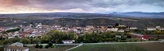 El huerto solar que condenó al pueblo a los números rojos