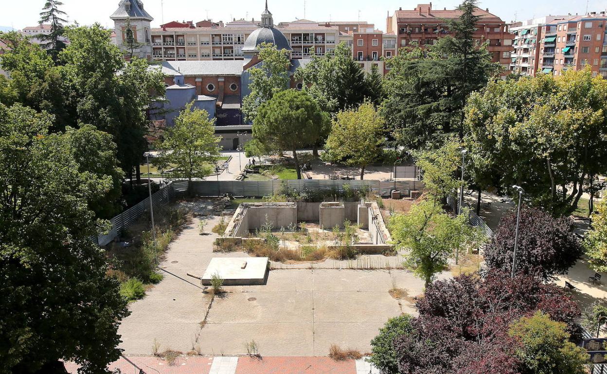El Ayuntamiento licita las obras de la plaza con gradas de uso polivalente que sustituirá a la Casa de las Letras