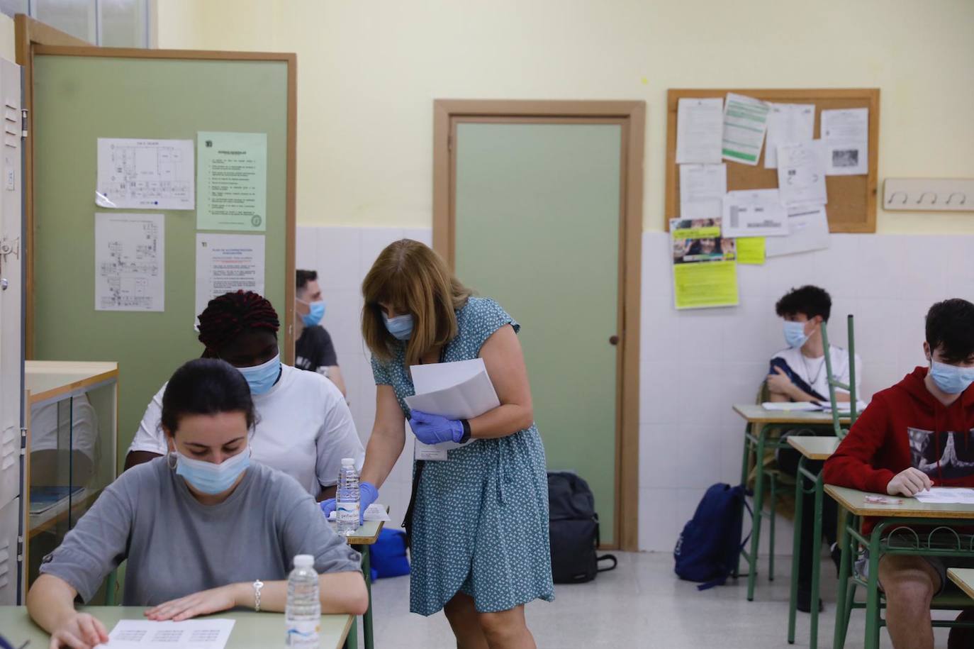 Los estudiantes riojanos se presenta desde este miércoles a la EBAU.
