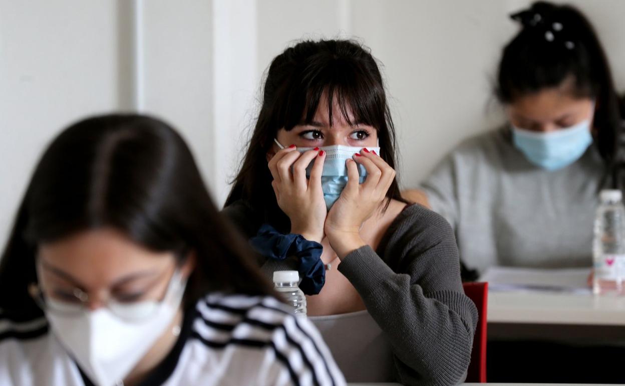 Mascarillas y distancia