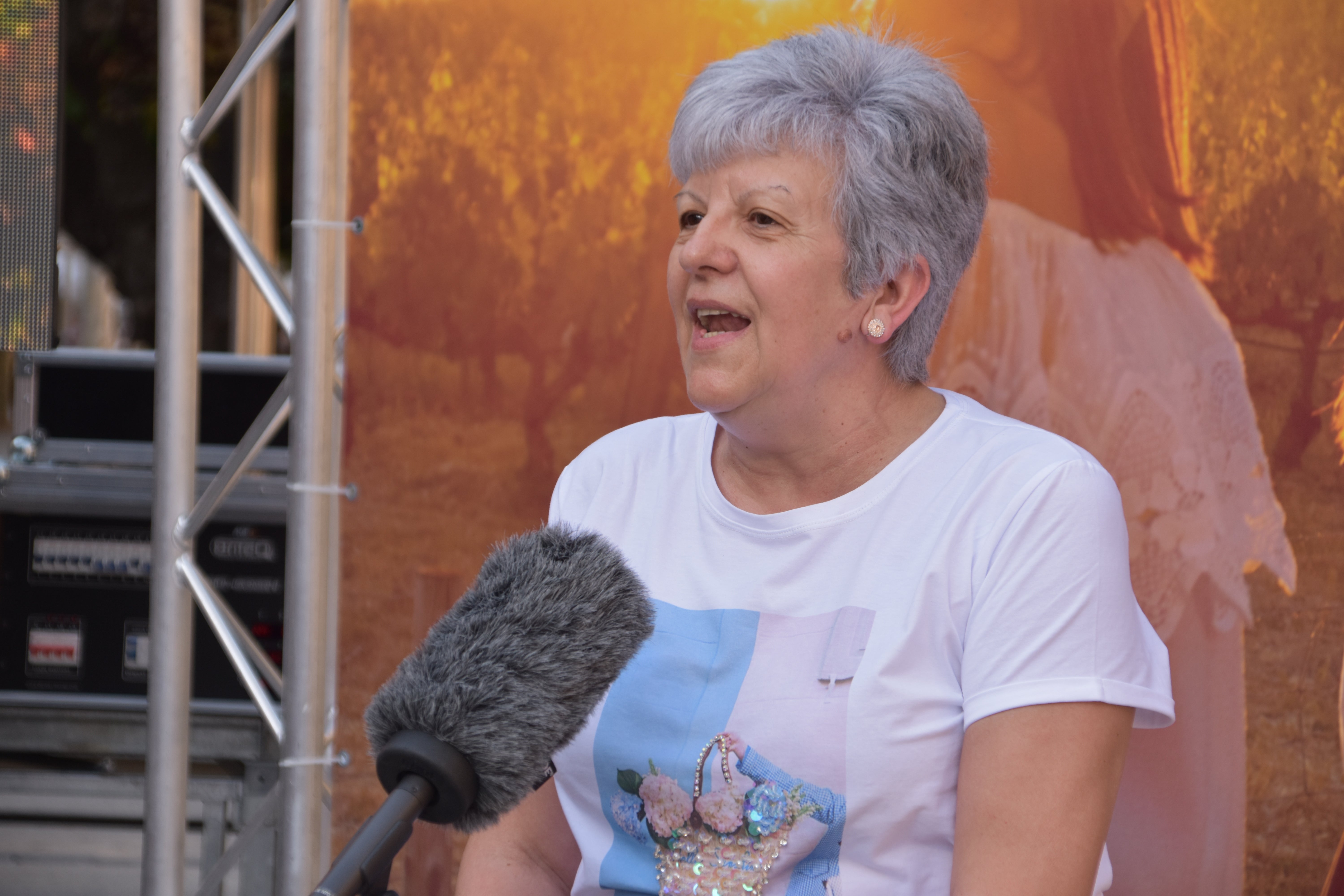 El actor Nacho Guerreros no ha dudado en ir a contar las maravillas de su localidad para apoyar el turismo riojano