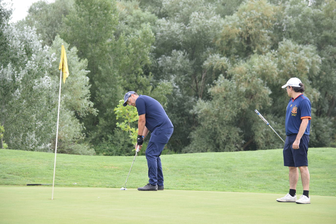 La Liga de Golf y Vino se retomó este sábado en El Campo de Logroño.