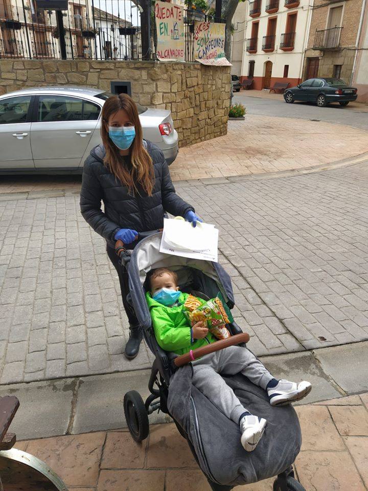 Nuevo reparto de mascarillas y gel en Alcanadre, el sábado