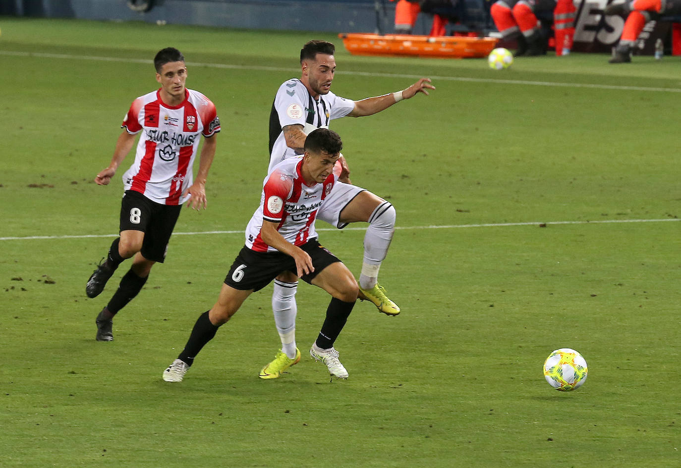 Los de Sergio Rodríguez ascienden a Segunda División tras superar al Castellón en la tanda de penaltis