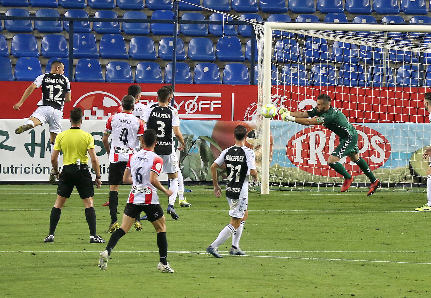 Los de Sergio Rodríguez ascienden a Segunda División tras superar al Castellón en la tanda de penaltis