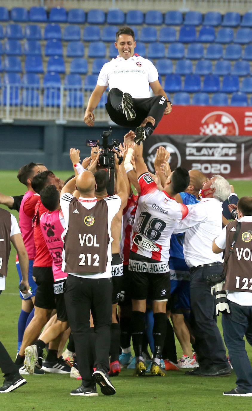 Los de Sergio Rodríguez ascienden a Segunda División tras superar al Castellón en la tanda de penaltis