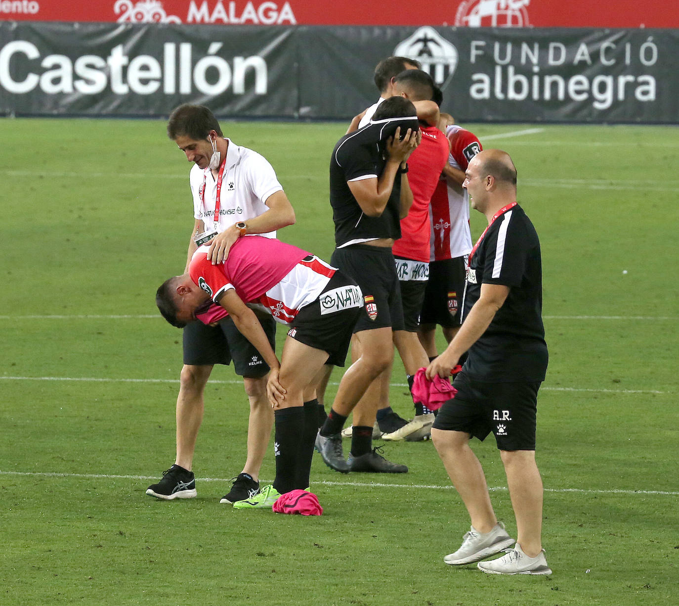 Los de Sergio Rodríguez ascienden a Segunda División tras superar al Castellón en la tanda de penaltis