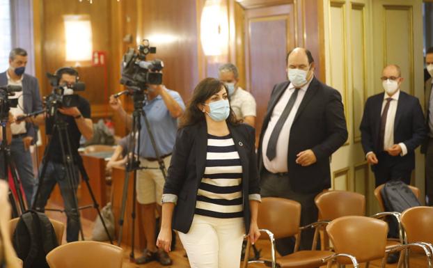 Andreu, San José y Pisonero, entrando a la rueda de prensa