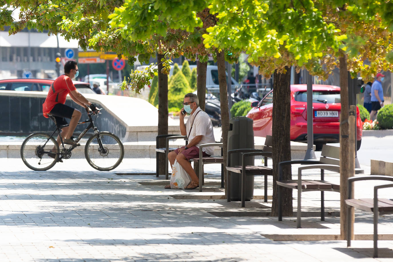 Los logroñeses se enfrentan al aviso naranja por altas temperaturas