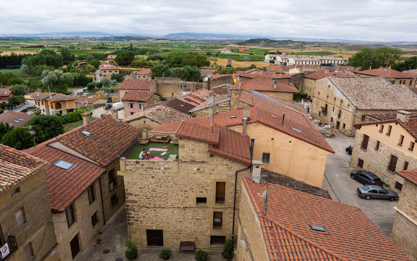 Prestigiosos artistas han decidido dejar huella en la localidad riojana