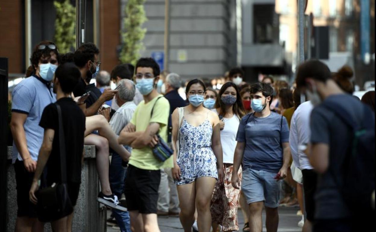 España supera  los 1.500 casos diarios por primera vez desde el confinamiento