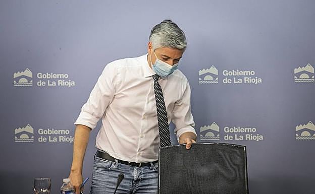 Ocón: «Los ceses son decisión de la presidenta, no del partido»