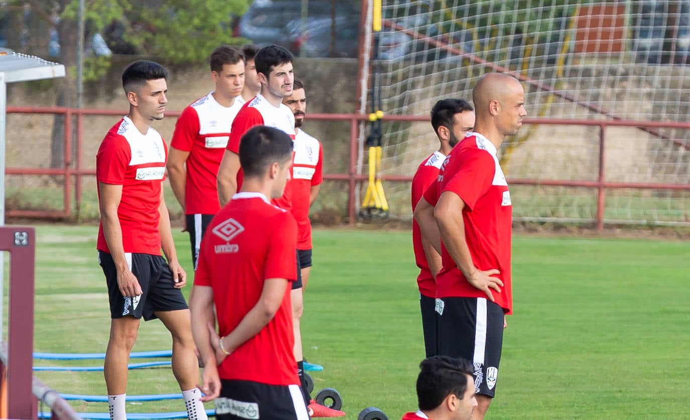 El equipo ha realizado este jueves su primer entrenamiento