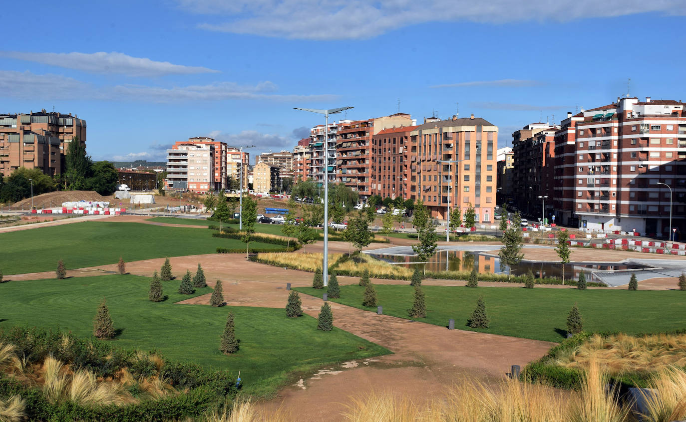 Fotos: Recta fnal para la nueva estación de autobuses de Logroño