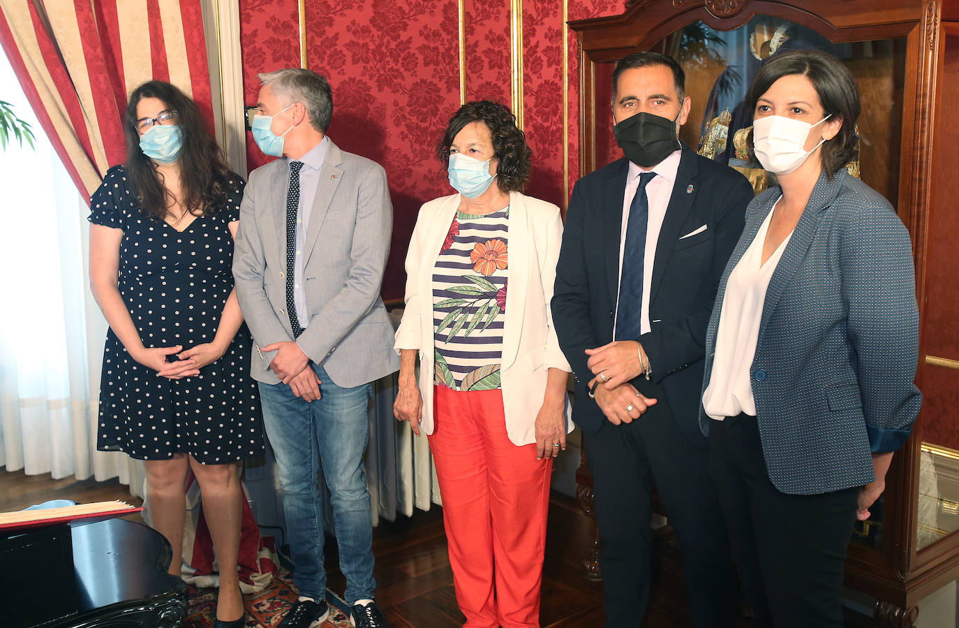 El nuevo consejero de Transición Ecológica y Sostenibilidad del Gobierno de La Rioja, Alex Dorado, ha apostado este martes por aprovechar la oportunidad que brindan los fondos europeos vinculados al Pacto Verde «para transformar la economía y hacer crecer» a la comunidad riojana. 