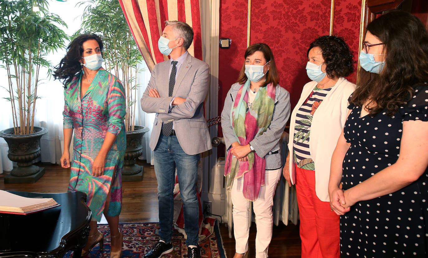 El nuevo consejero de Transición Ecológica y Sostenibilidad del Gobierno de La Rioja, Alex Dorado, ha apostado este martes por aprovechar la oportunidad que brindan los fondos europeos vinculados al Pacto Verde «para transformar la economía y hacer crecer» a la comunidad riojana. 