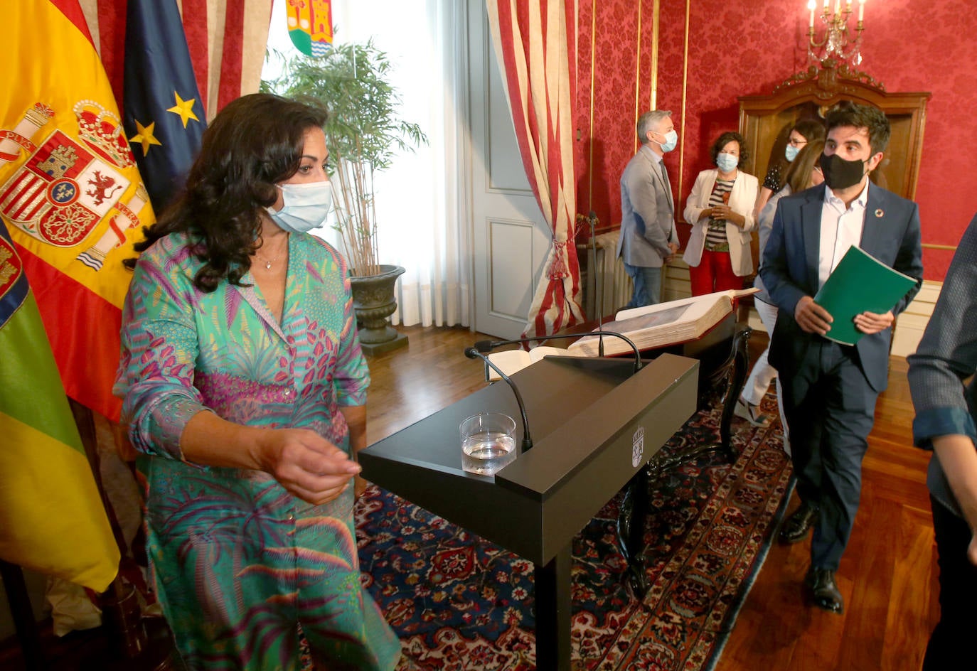 El nuevo consejero de Transición Ecológica y Sostenibilidad del Gobierno de La Rioja, Alex Dorado, ha apostado este martes por aprovechar la oportunidad que brindan los fondos europeos vinculados al Pacto Verde «para transformar la economía y hacer crecer» a la comunidad riojana. 