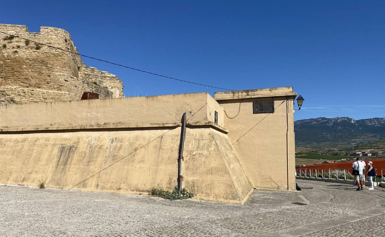 Visita de la alcaldesa y de los arquitectos. 