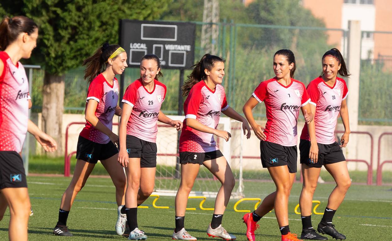 Jugadoras del EDF en un entrenamiento. 