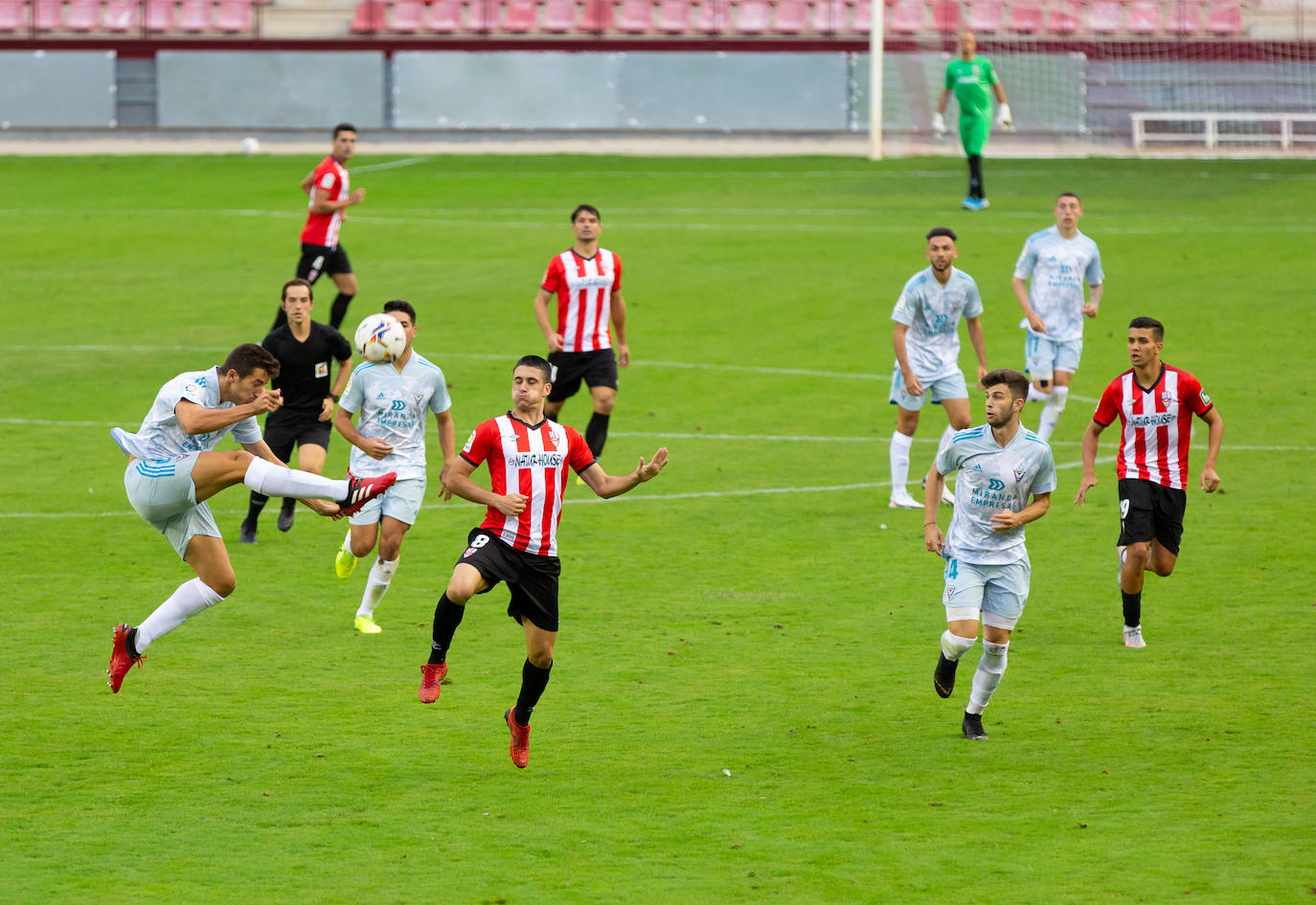 El autor del gol del triunfo fue Adrián Pérez