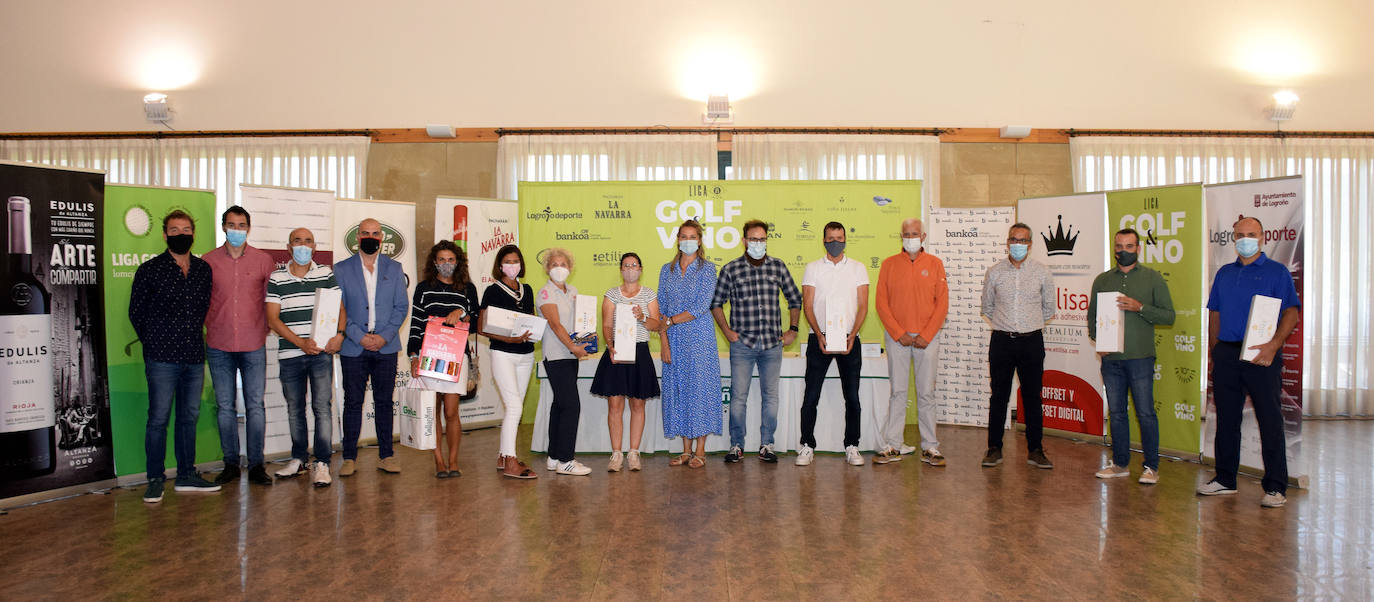 Los ganadores del Torneo Bodegas Altanza recogieron sus premios en El Campo de Logroño.