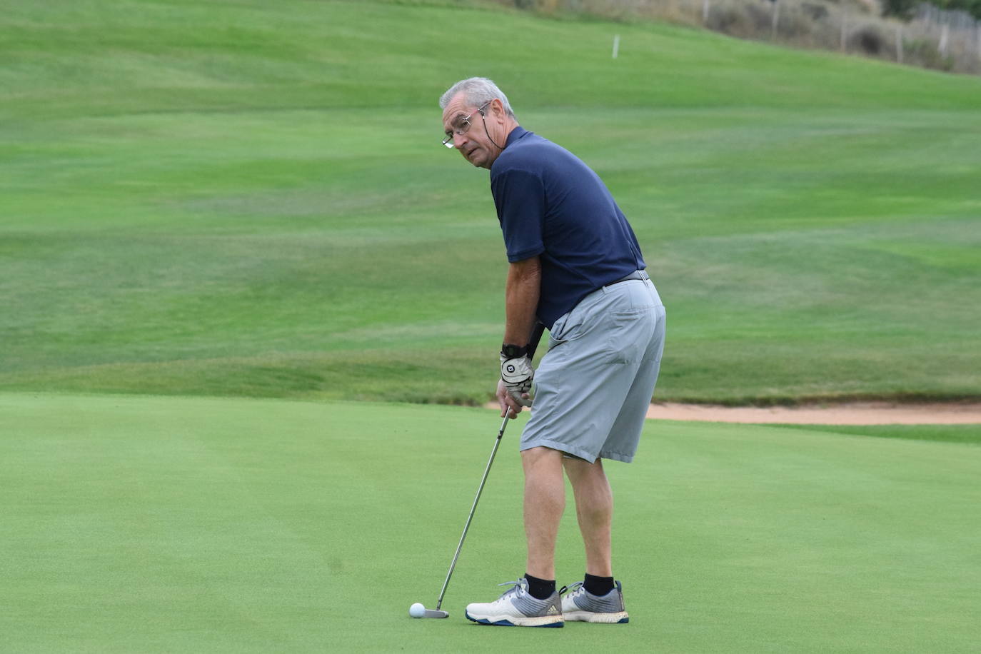 Los jugadores disfrutaron de una nueva jornada de golf en el Torneo Bodegas Altanza, de la Liga de Golf y Vino.