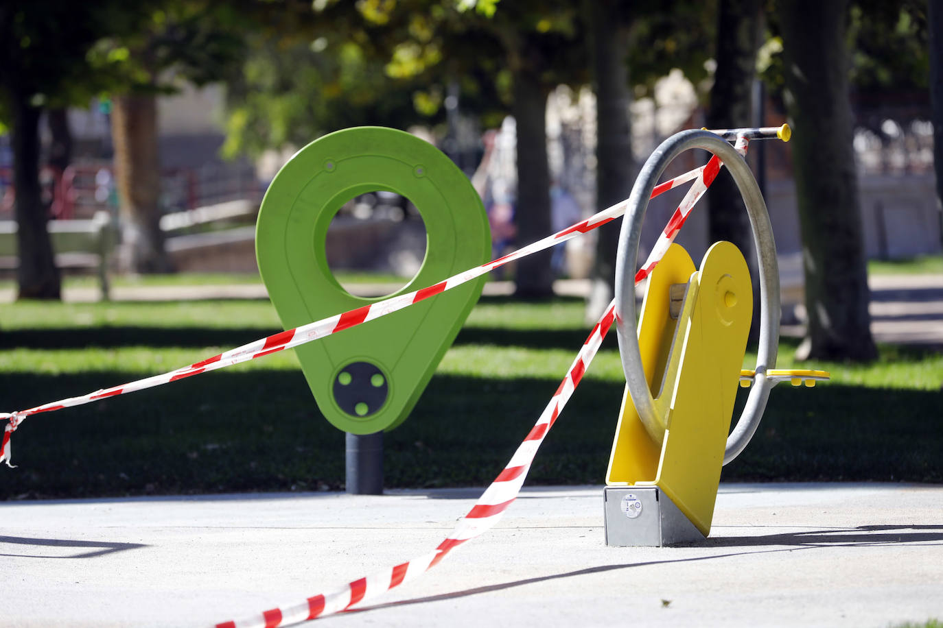 Controles a la entrada y salida de la ciudad riojabajeña, que ha vuelto a un punto entre la fase 1 y 2 para intentarcontener la epidemia