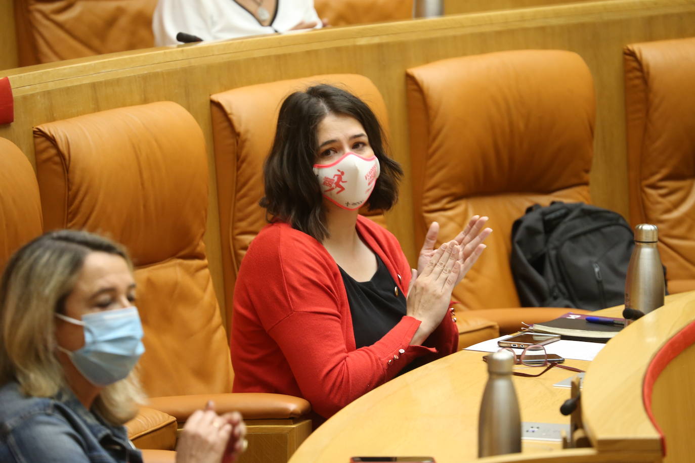 El COVID-19 ha sido el tema principal del Pleno del Parlamento del viernes. 