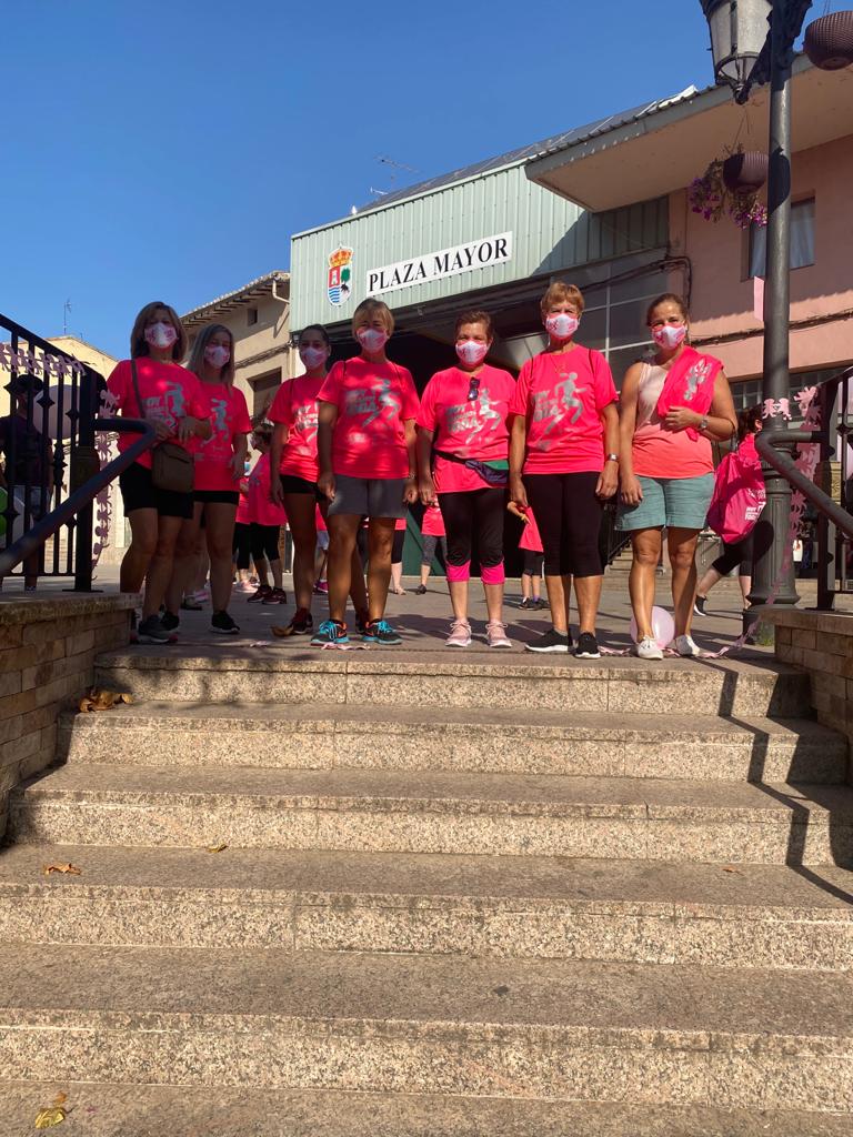 La cita ha estado organizada por el Ayuntamiento en colaboración con la AECC y la Ampa del colegio de la localidad