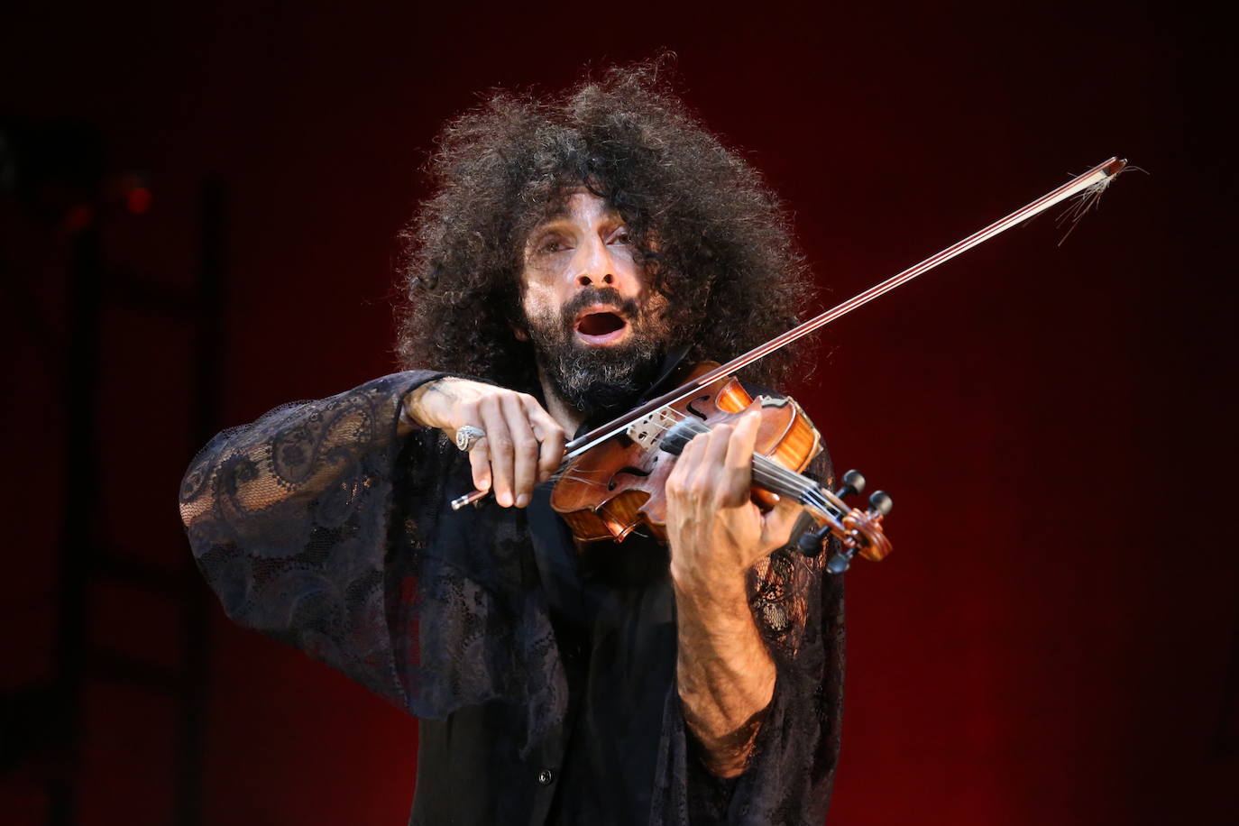El violinista de origen libanés Ara Malikian cerró anoche en Riojafórum el minifestival 'Rioja en Vivo'.