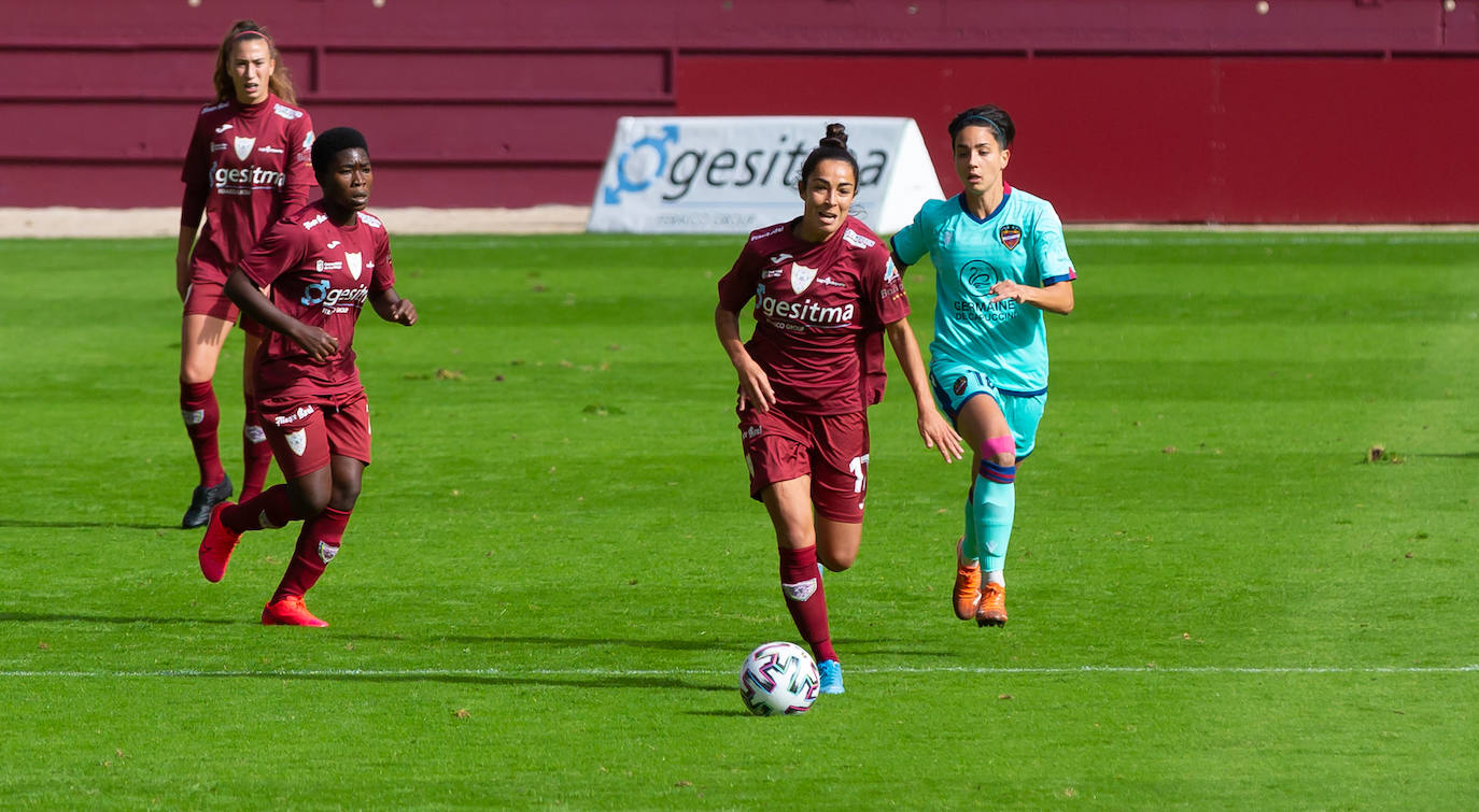 Las riojanas abrieron la Primera Iberdrola en Las Gaunas perdiendo ante el Levante