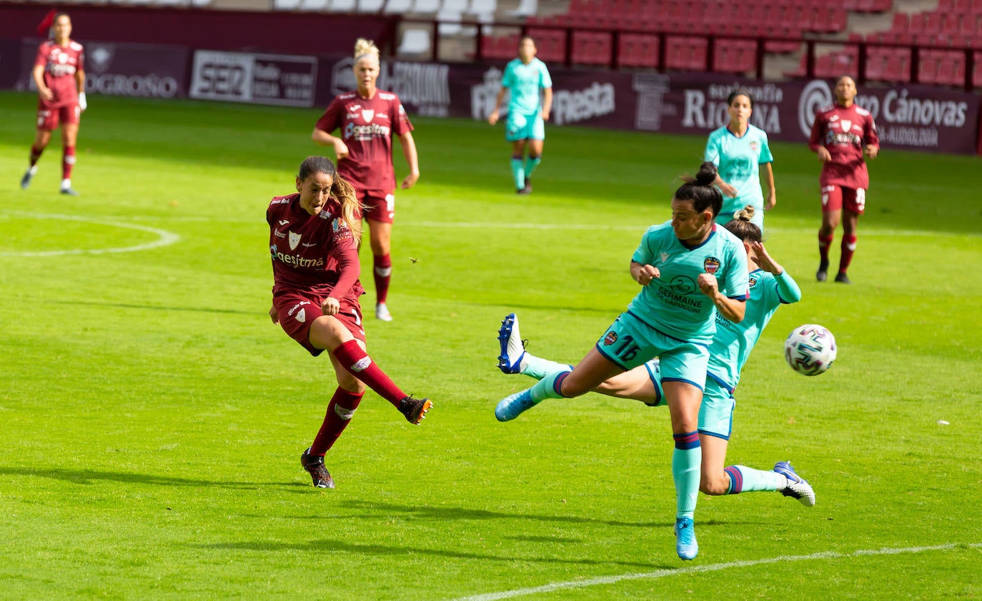 Las riojanas abrieron la Primera Iberdrola en Las Gaunas perdiendo ante el Levante