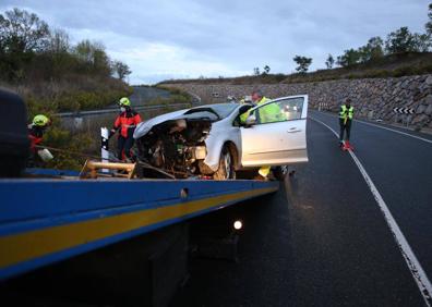 Imagen secundaria 1 - Nuevo accidente en la N-232: salida de vía en Torremontalbo