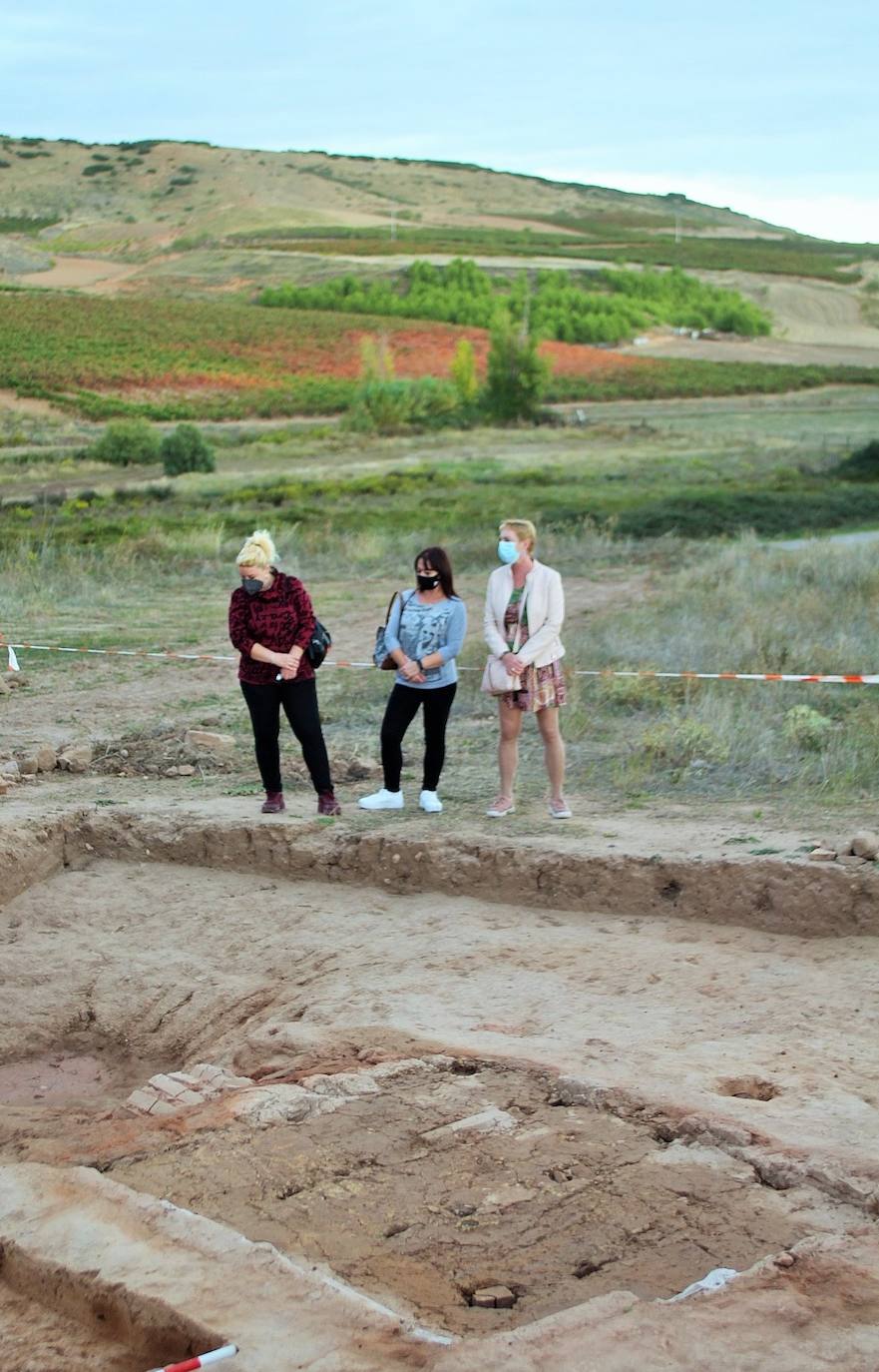 Una visiata al yacimiento romano de La Morlaca de Villamediana, que data de entre los siglos III y IV.